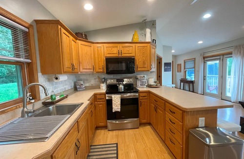 Wyoming Cabin | Cozy Coon Lake Cabin — 30 Mins from Minneapolis