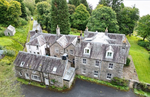 Loch Tay Cottage | Cozy cottage from 1840 on the beautiful Loch Rannoch in Scotland