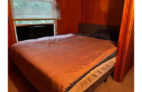 Waynesboro House | Cozy Cottage near Skiing, Gettysburg, and Hiking