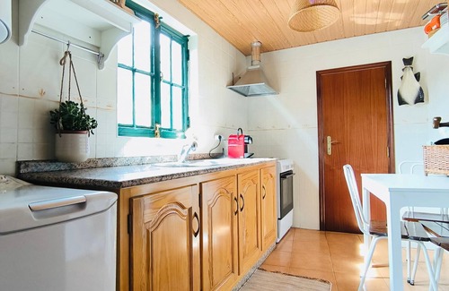 Sao Pedro do Sul Cottage | Cozy country house. Explore the village to the sound of birds and waterfalls!