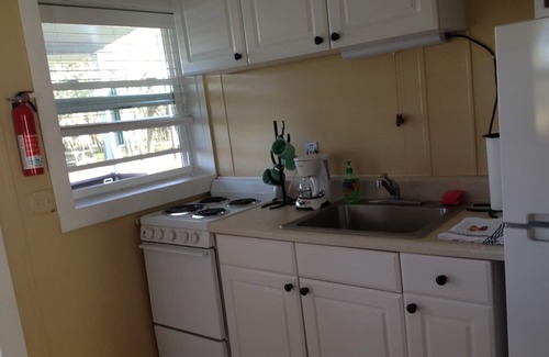 Brooksville Cabin | Cozy Cowboy Cottage at Spotted Dance Ranch