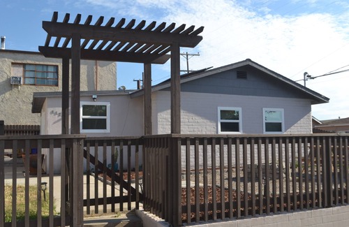 City Heights House | Cozy Entire Home w/Fruit Trees!