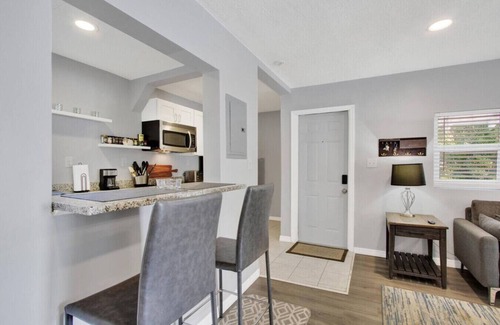 Seminole Heights House | Cozy Escape in Seminole Heights