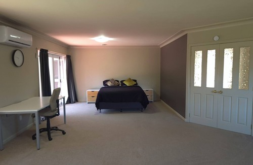 Pokeno Other | Cozy FarmStay with Spa Great spots for family & friends to enjoy