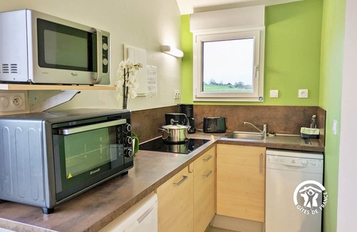 Villiers-Charlemagne Cottage | Cozy Fishing Chalet for 5-7 with Private Dock, Terrace, and Play Area