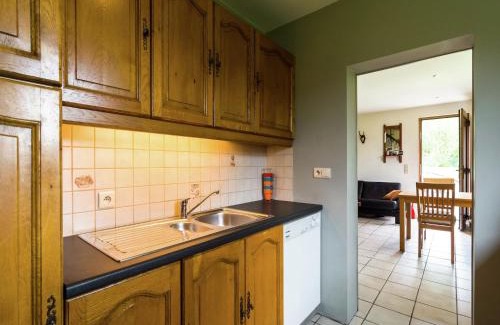 Awenne House | Cozy Forest Cottage in Awenne