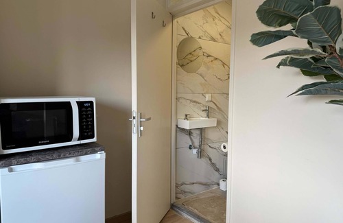 Stratum Apartment | Cozy & Fully Equipped Studio in Eindhoven 05