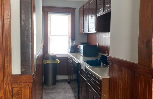 Worcester Apartment | Cozy Guesthouse in the Heart of Worcester