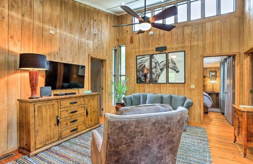 Frisco House | Cozy Hatteras Island Abode about 1 Mi to Frisco Beach!