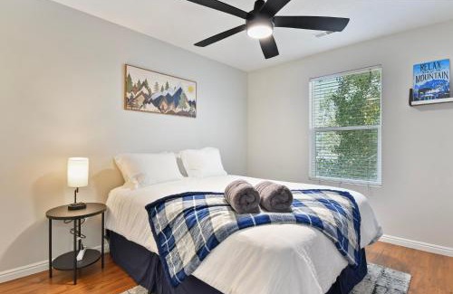 Heber House | Cozy Heber getaway pet ok sleeps 9 BBQ firepit