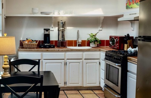 Petaluma Cottage | Cozy Historical Cottage In Petaluma