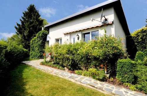 Boevange-Clervaux House | Cozy Holiday Home in Boevange Clervaux with Garden