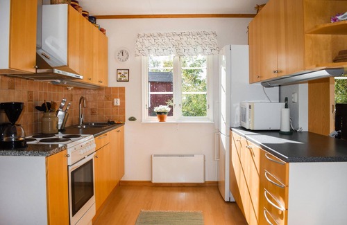 Alem House | Cozy home in ålem with kitchen