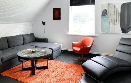 Volda House | Cozy Home In Austefjorden With Wifi