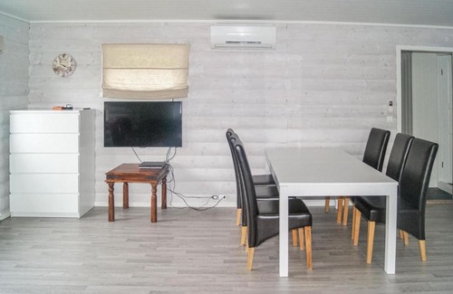 Brekke House | Cozy Home In Brekke With Wifi