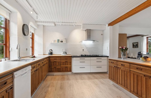 Brovst House | Cozy home in Brovst with kitchen