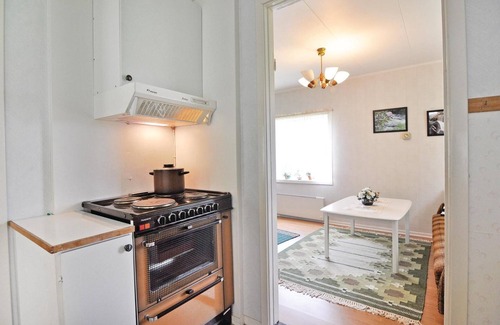 Dalskog House | Cozy home in Dalskog with kitchen