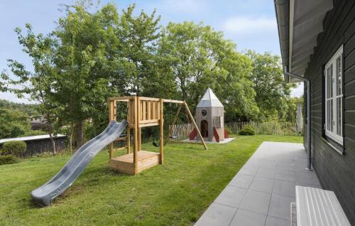 Egsmark Strand House | Cozy Home In Ebeltoft With Wifi