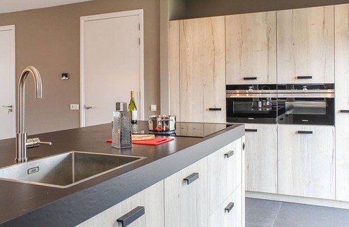 Idskenhuizen House | Cozy home in Idskenhuizen with WiFi