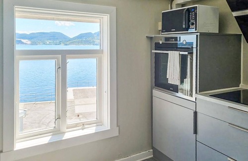 Kristiansund House | Cozy home in Kristiansund with WiFi