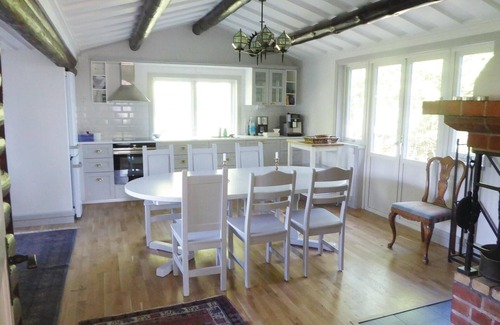 Kvicksund House | Cozy home in Kvicksund with sauna