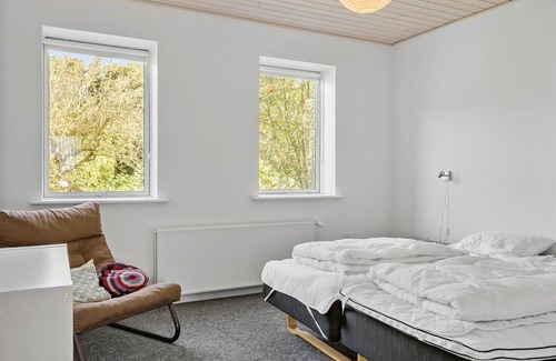 Hvidbjerg House | Cozy home in Thyholm with kitchen