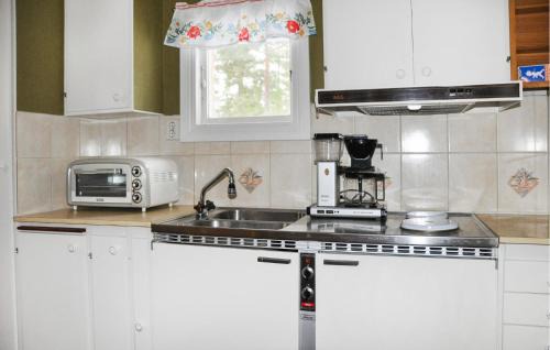 Vase House | Cozy Home In Väse With Wifi