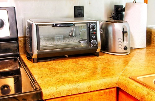 Newell House | Cozy home near UNCC, Carolina Pavilion and Uptown Charlotte