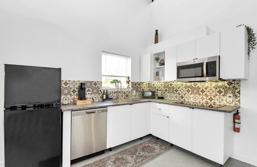 Fresno House | Cozy Home Sleeps11 High-Speed@WiFi500MBPS+