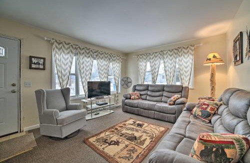 Houghton Lake Heights House | Cozy Houghton Lake Heights Cottage with Private Yard