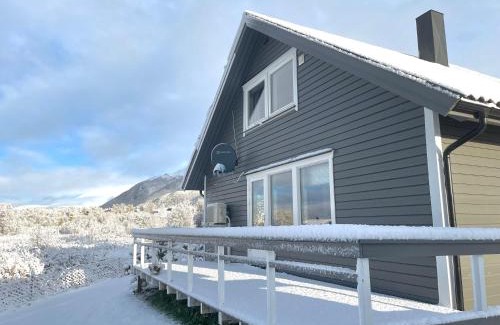 Laukeng House | Cozy house in an Arctic village