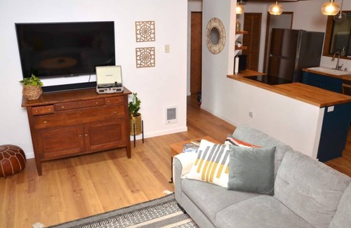 Burley House | Cozy Island Home w/Water View and Private Hot Tub