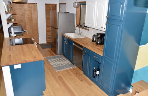 Burley House | Cozy Island Home w/Water View and Private Hot Tub