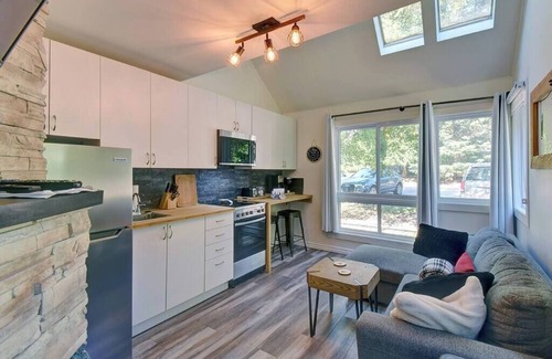 Mont-Tremblant Pedestrian Village Condo | Cozy Lodge in the Mont Tremblant Ski Village