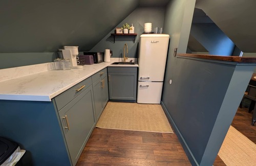 Carroll Valley Apartment | Cozy Loft Retreat- Walk to Liberty Mountain Resort