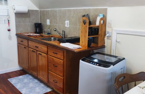 Cleveland House | Cozy Loft