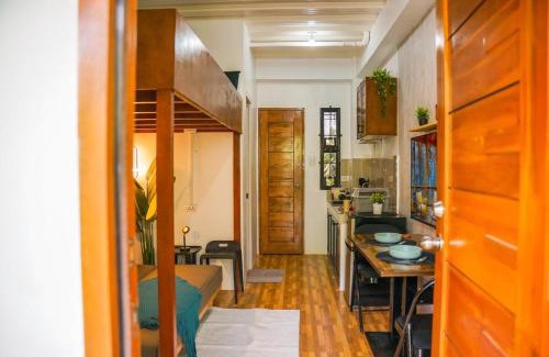 Albay Province Apartment | Cozy Loftbed Netflx Wi-Fi Ligao Natl Rd with Parking Rm 304 2F