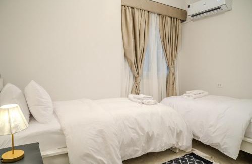 New Cairo Apartment | Cozy Luxe Stay - Outdoor Patio