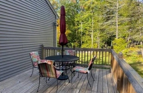 Eidelweiss Village House | Cozy Madison Home/Small Dogs Welcomen