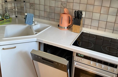 Thumersbach Apartment | Cozy marmot room with access to a private bathing beach