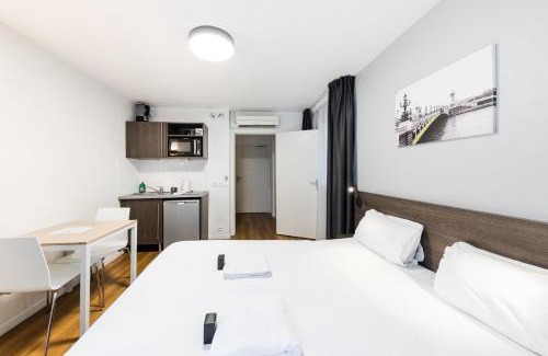 Le Port sous la Lune Apartment | Cozy Marne - 2 people - Paris