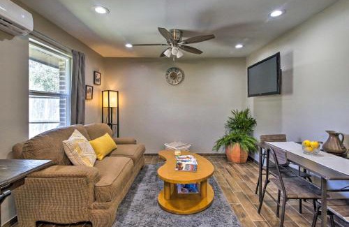 Mercedes Apartment | Cozy Mercedes Studio Work From Home Friendly