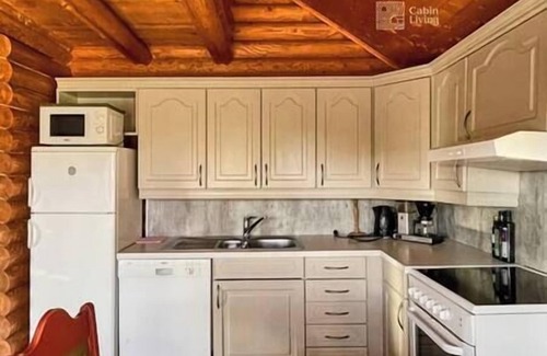 Beitostolen House | Cozy cottage in central Beitostølen with Sauna