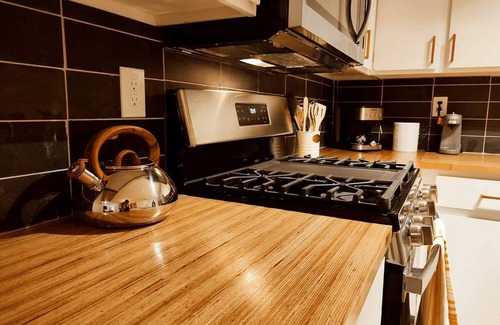 Wells Branch House | Cozy North Austin Bungalow near The Domain, Pet-friendly!