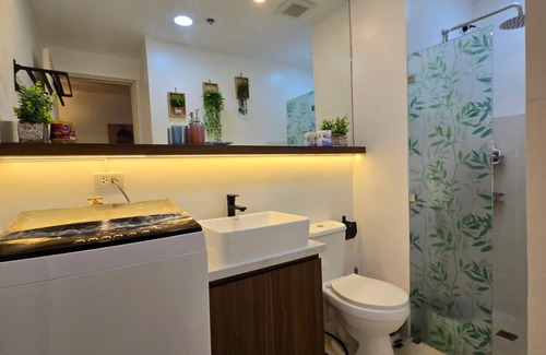 Angono Apartment | Cozy place|NETFLIX|200mbpswifi|Free Snack