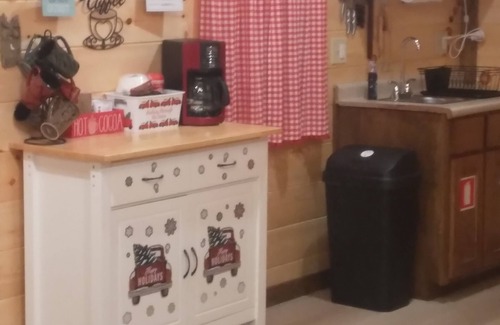 Beattyville Cabin | Cozy Point Hideaway