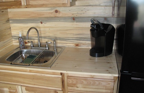 Blanding House | Cozy, Private - Central to Many National Parks! Parking for ATV Trailers.