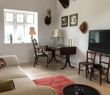 Hillerod Villa | Cozy, quiet guest house perfect for business or pleasure