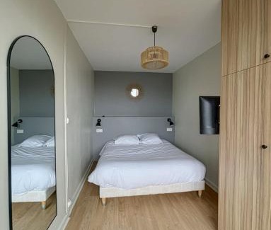 La Mulatiere Apartment | Cozy renovated apartment with cinema atmosphere and view