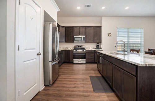 Texas City House | Cozy Retreat 15 mi from Galveston and JSC